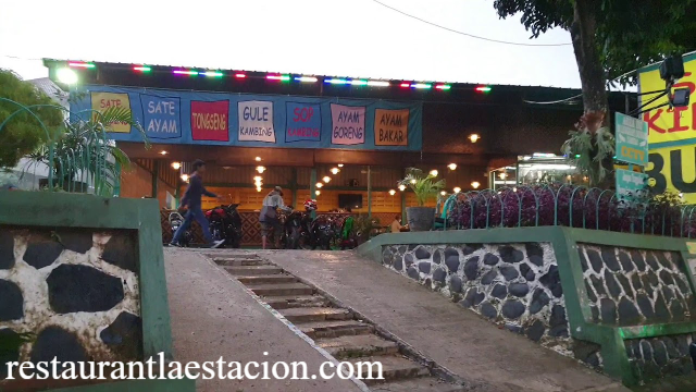 Rekomendasi Restoran Sate di Puncak Bogor